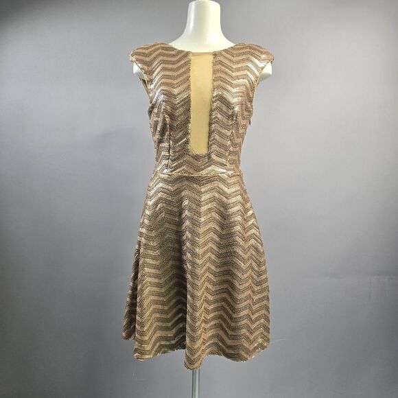bebe Gold Chevron Mini Dress R7 - Picture 1 of 5